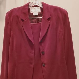 Jones New York Skirt Suit